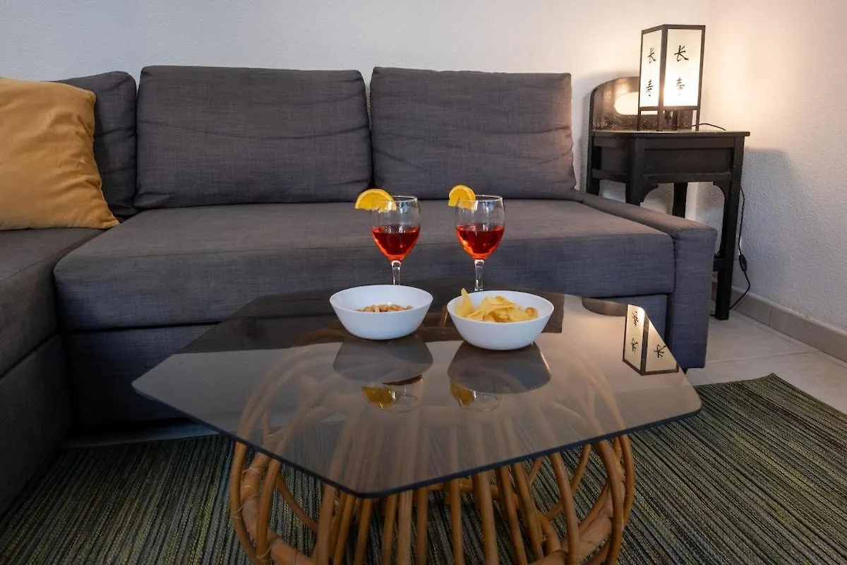 Appartement Avec Terrasse Proche Metro, Stadium,4 Pers 툴루즈 아파트